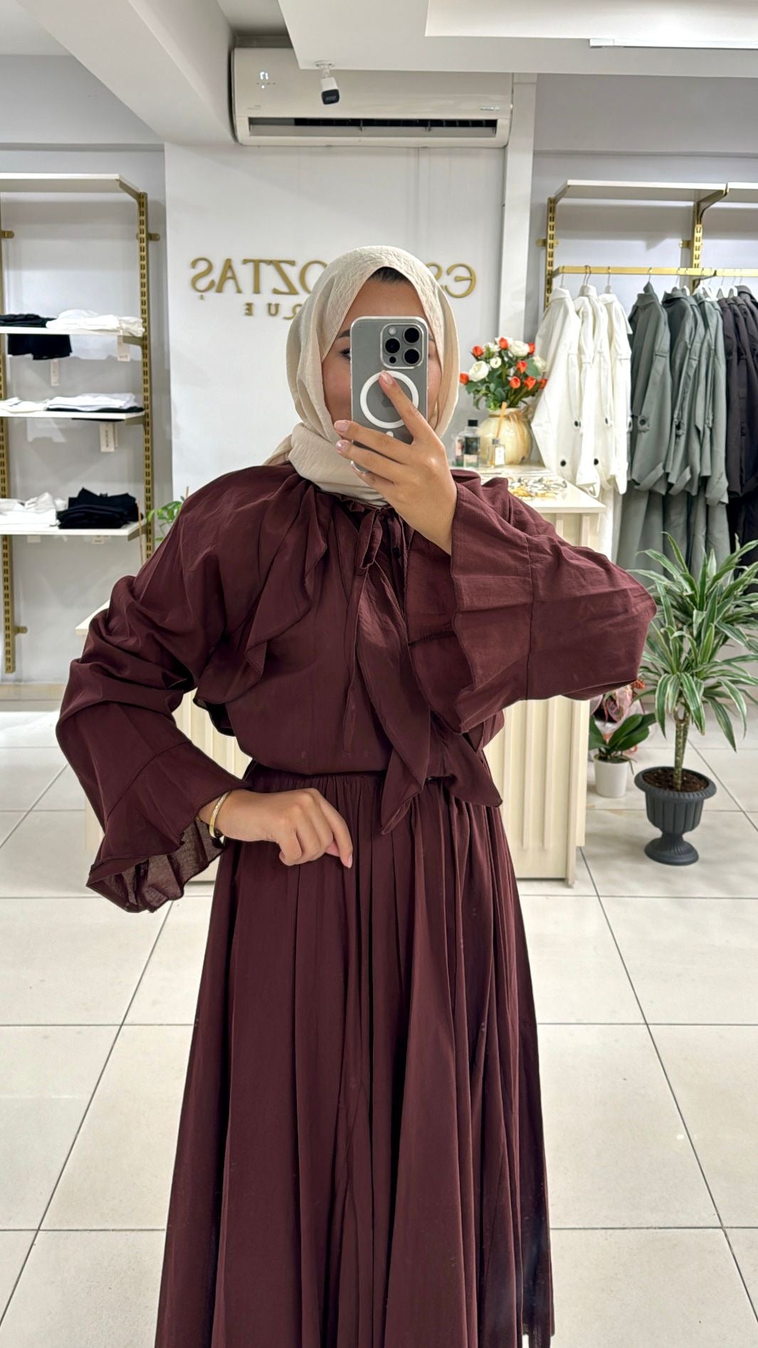 Rasolinda Etekli Takım